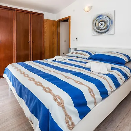 Private House - Terrace, Free Parking & Comfort سبليت